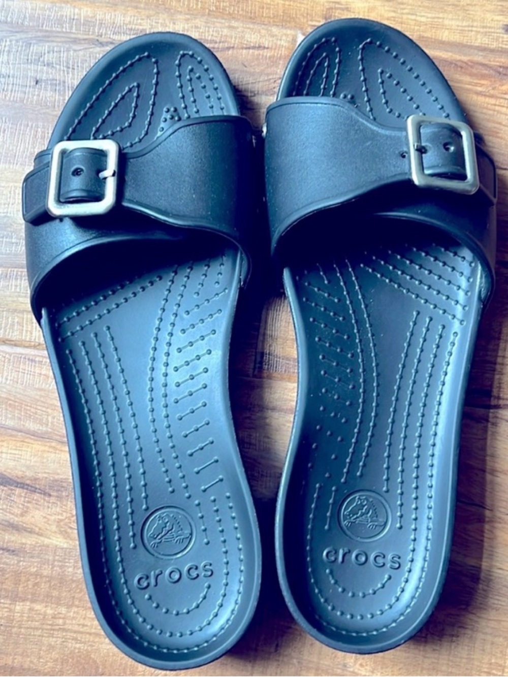 Crocs Sarah Sandal Black  10W